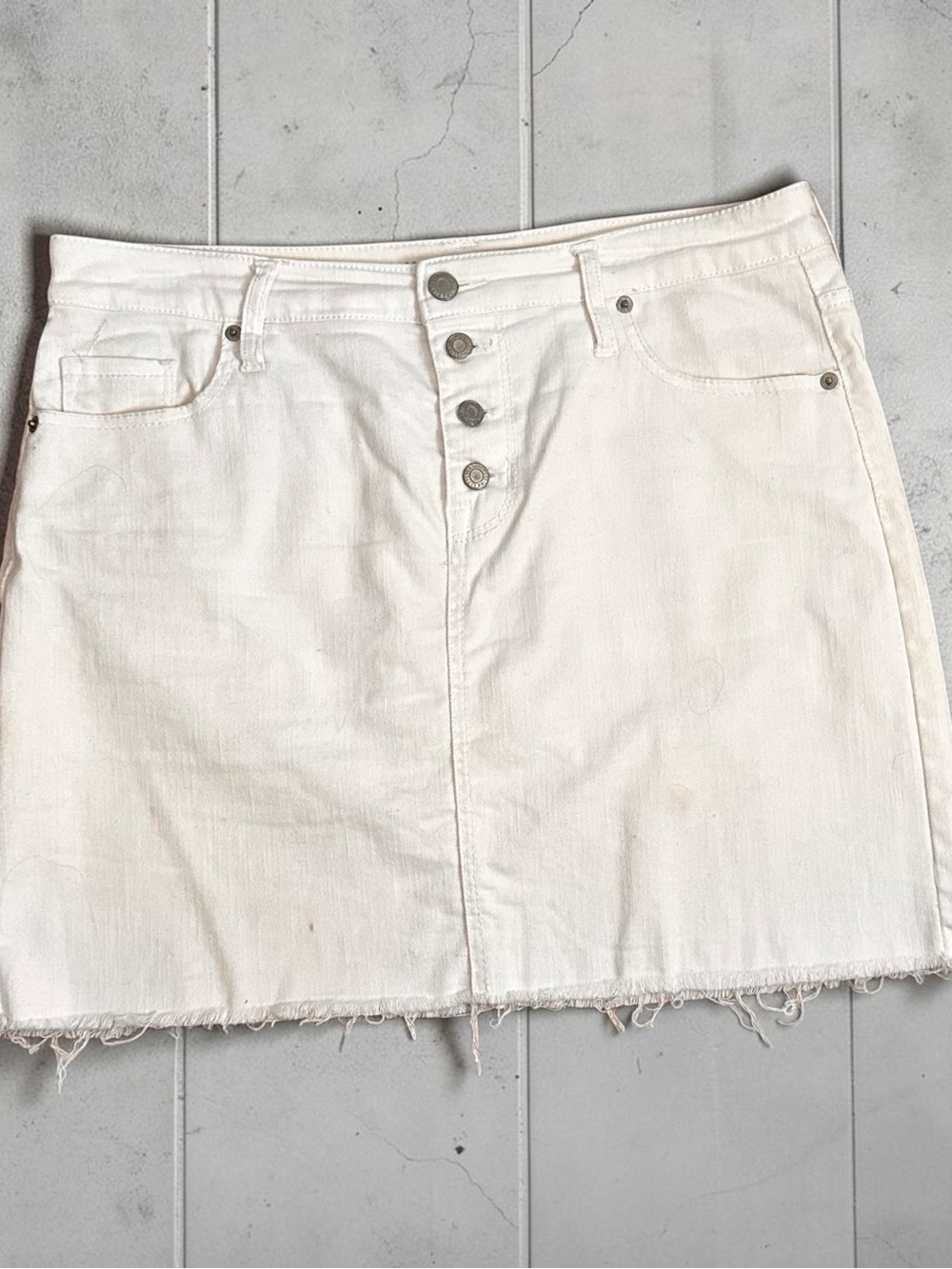 Mossimo White Denim Button-Front Mini Skirt - Size 12